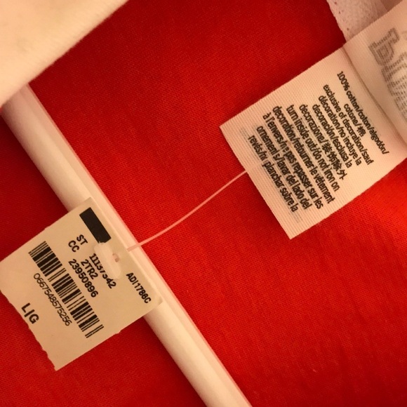 ๐ฏ % Cotton ๐ VS PINK Shirt - Doggie Logo - Picture 4 of 5